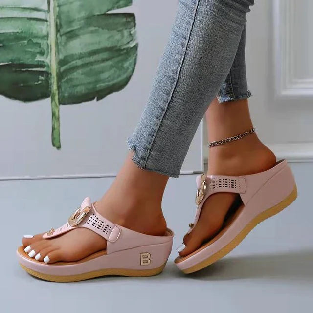 Adjustable Black Wedge Sandals for Women – Stylish & Supportive Comfort