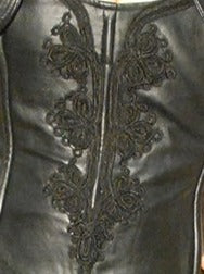 model showing front of top