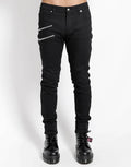 model showing front of pants