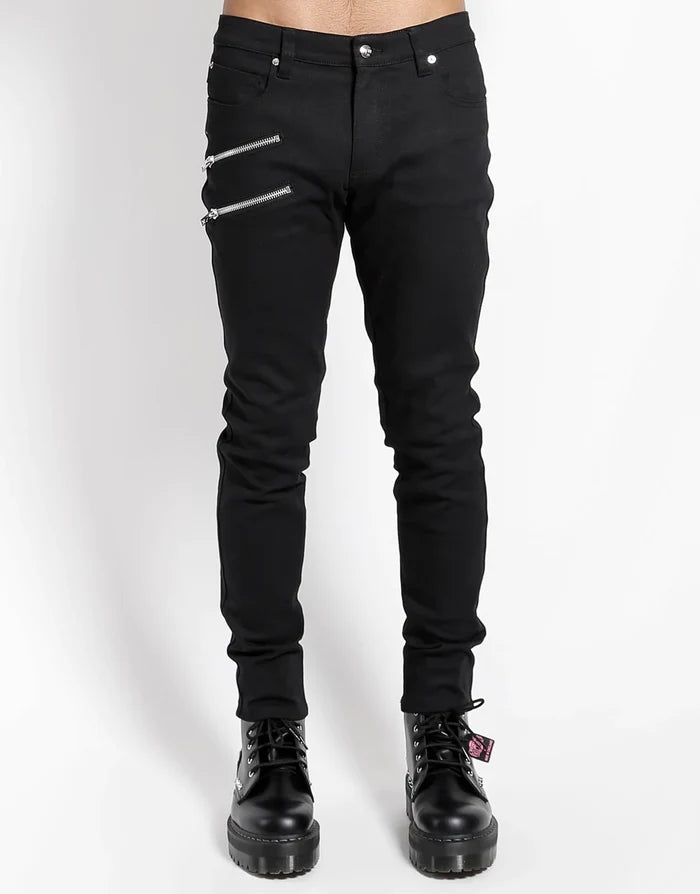 model showing front of pants