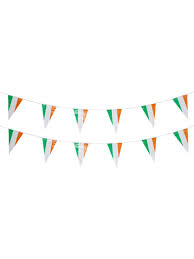 BUNTINGS & FLAGS