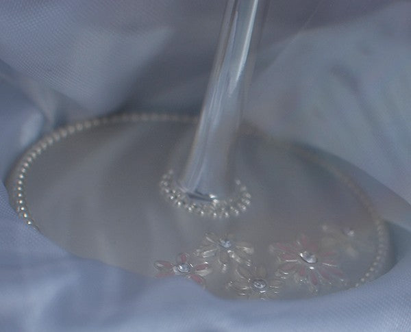Pearlescent Champagne Flutes