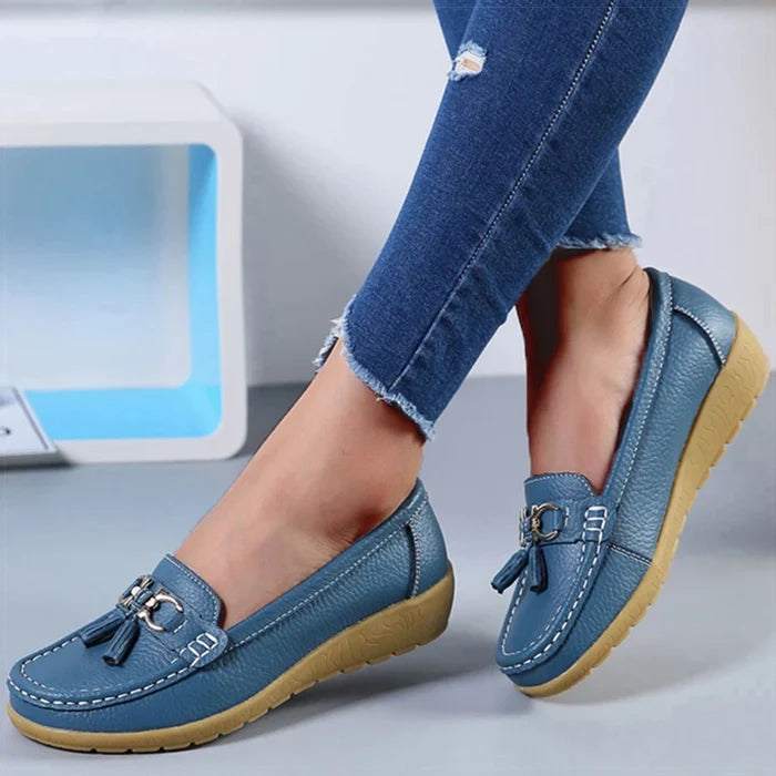 Classic Black Loafers for Women – Comfortable & Stylish Everyday Wear