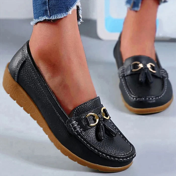 Classic Black Loafers for Women – Comfortable & Stylish Everyday Wear