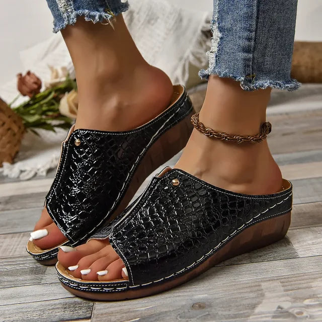 Croc-Embossed Wedge Sandals for Women – Stylish & Comfortable Wedge Heels