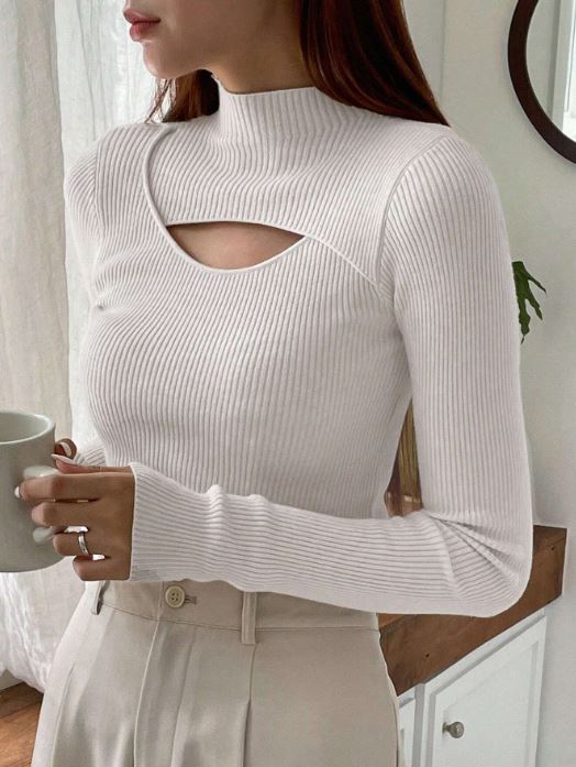 CUT OUT MOCK NECK RIBBED KNIT TEE