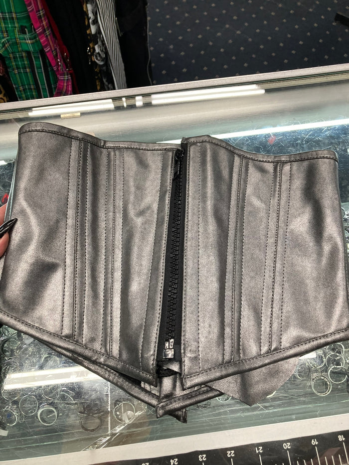 front of cincher on display