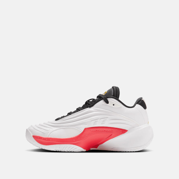 Side medial view of the Kids' Jordan Luka 3 "Motorsport".