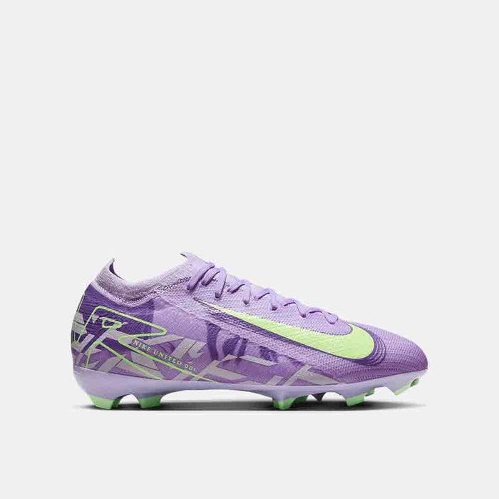 Side view of the Kids' Nike Mercurial Vapor 16 Pro Soccer Cleats.