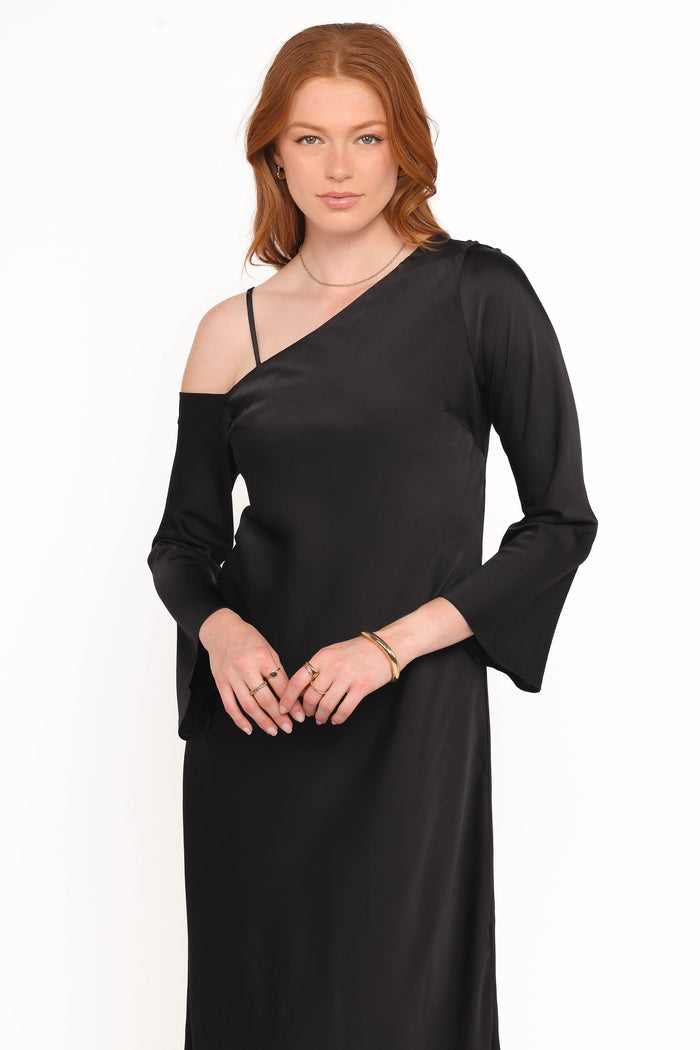 Petal and Pup USA DRESSES Lindra Maxi Dress - Black