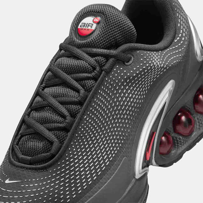 Up close, front view of the Men's Nike Air Max Dn.