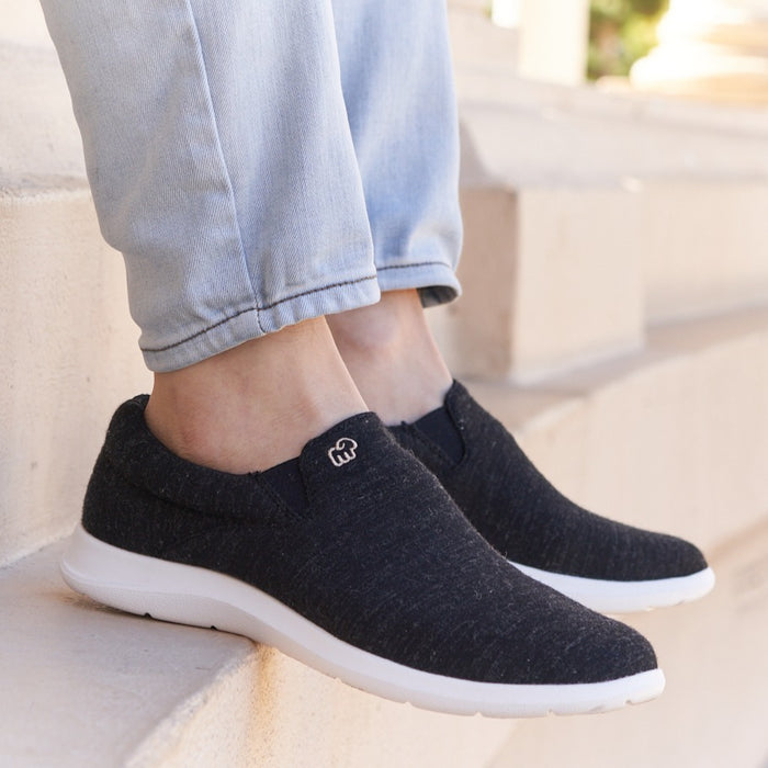 Men's Slip-Ons Black/White