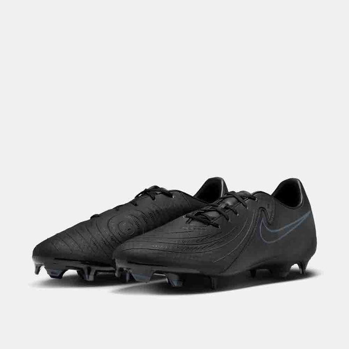 Front view of the Nike Phantom GX 2 Academy Soccer Cleats.