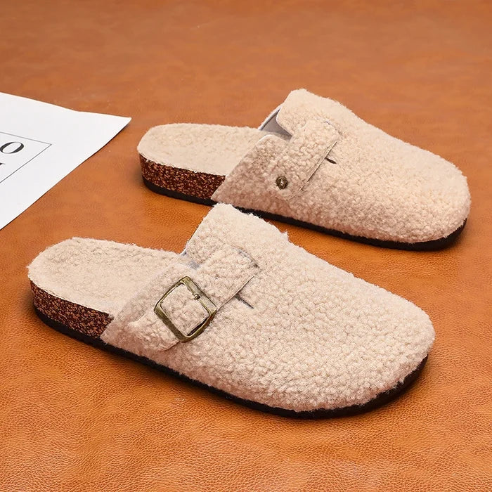 Plush Indoor Slippers for Women – Cozy & Non-Slip Comfort 7