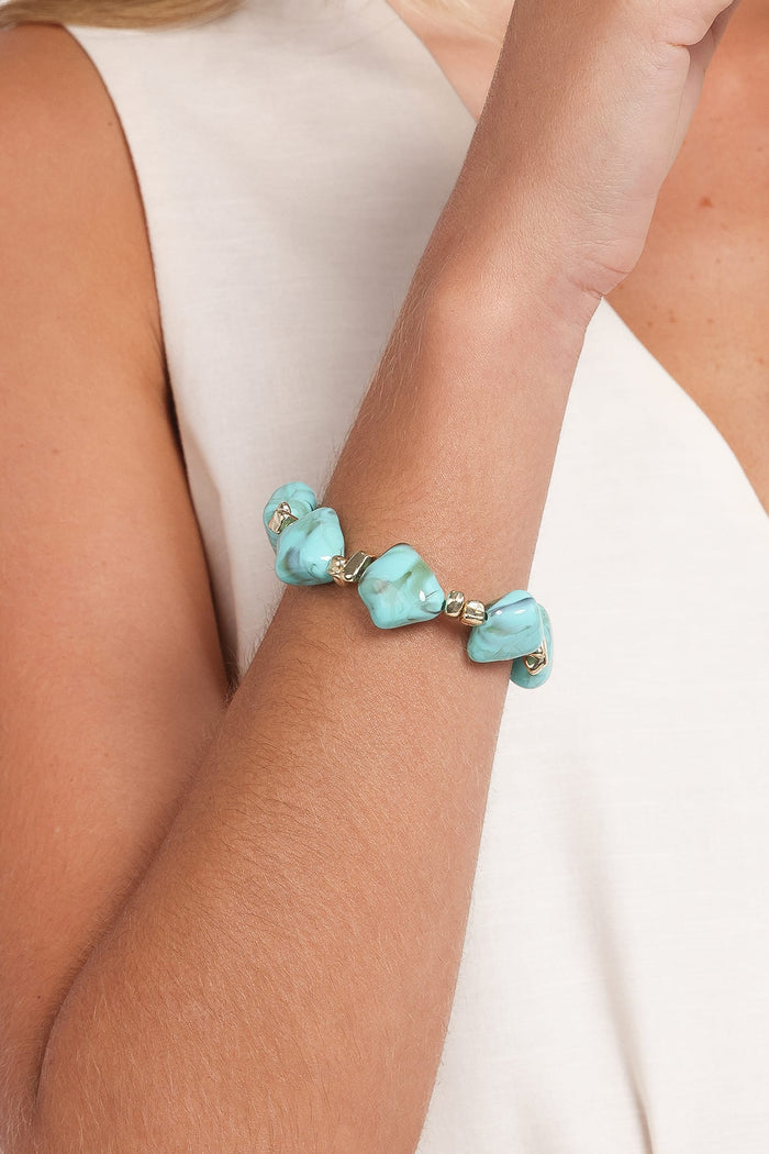 Petal and Pup USA ACCESSORIES Serenity Bracelet - Blue/Gold One Size