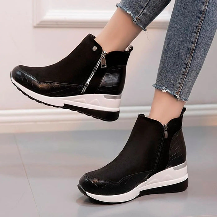 Stylish Wedge Heel Winter Boots for Women - Cushioned Comfort Bareroots Footwear