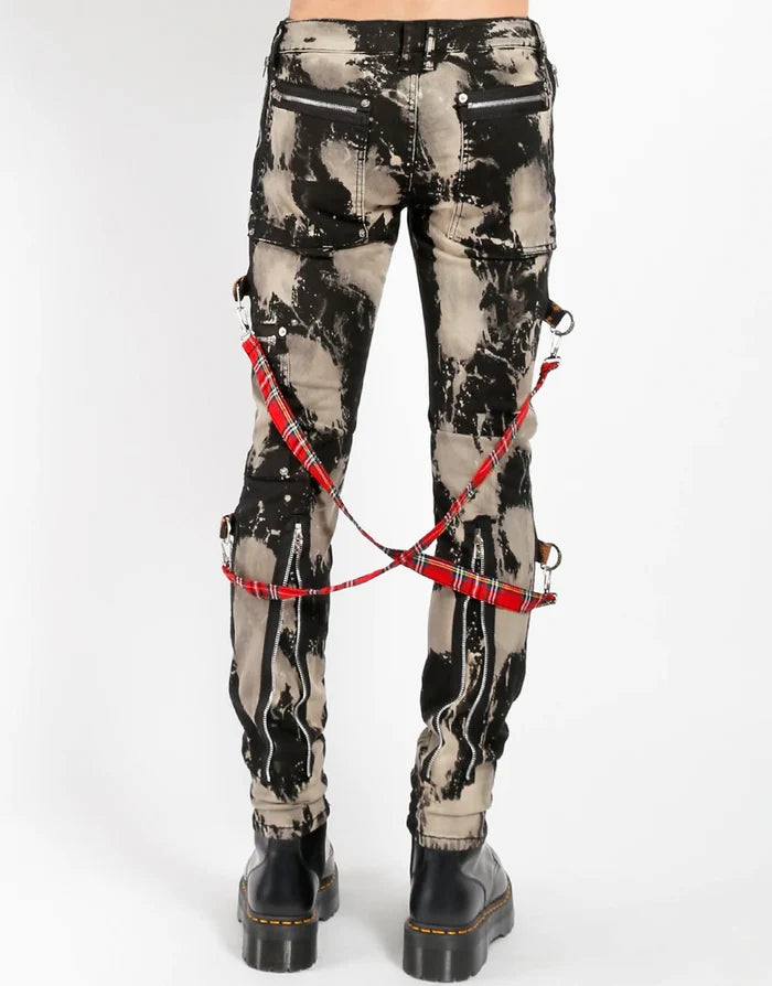 model showing back of pants