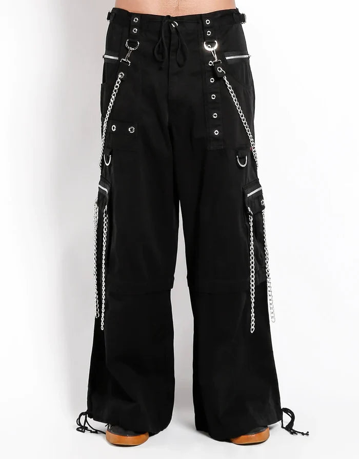 model showing front of pants
